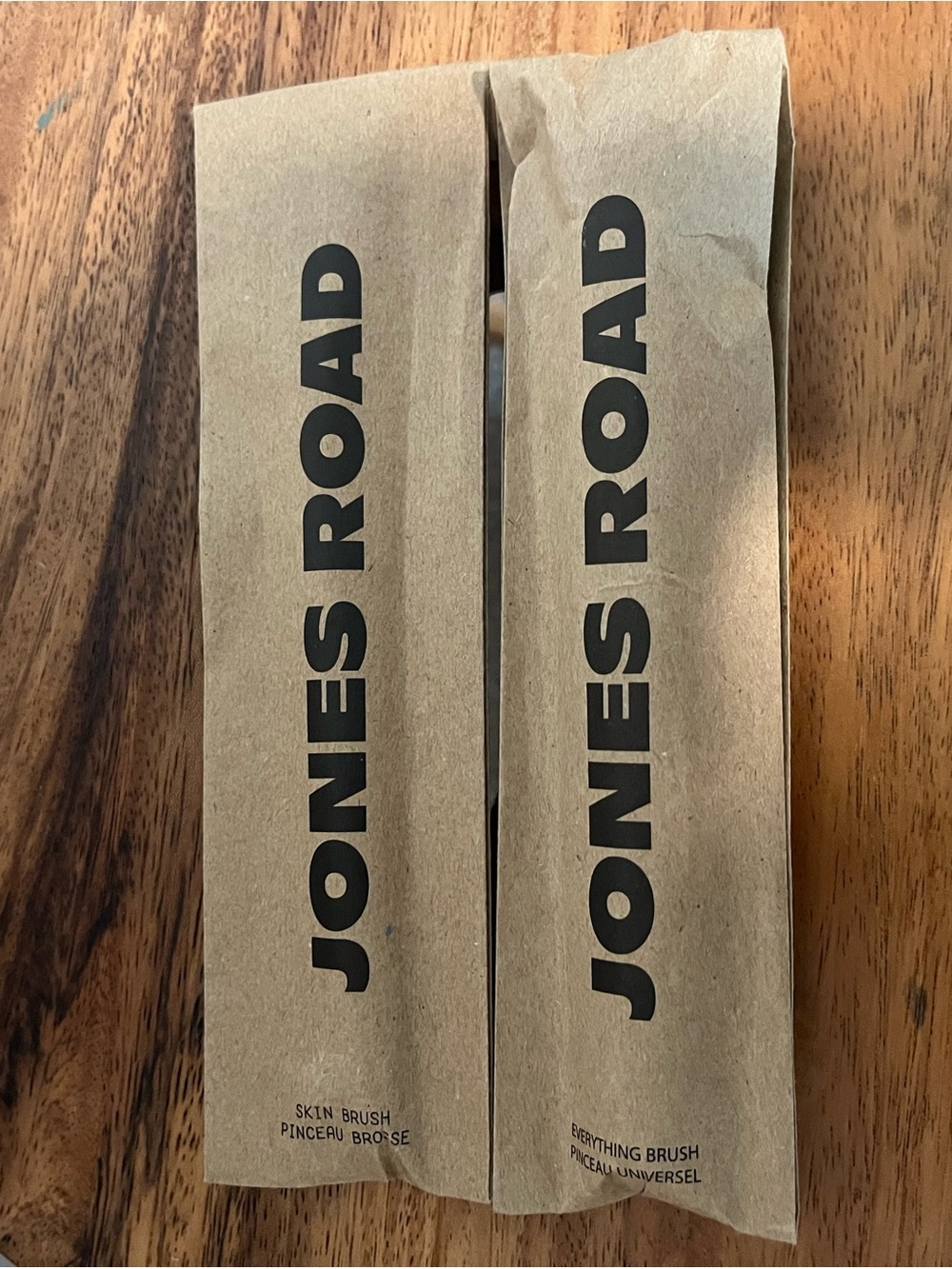 Jones Road Brush Duo - Skin Brush & Everything Brush